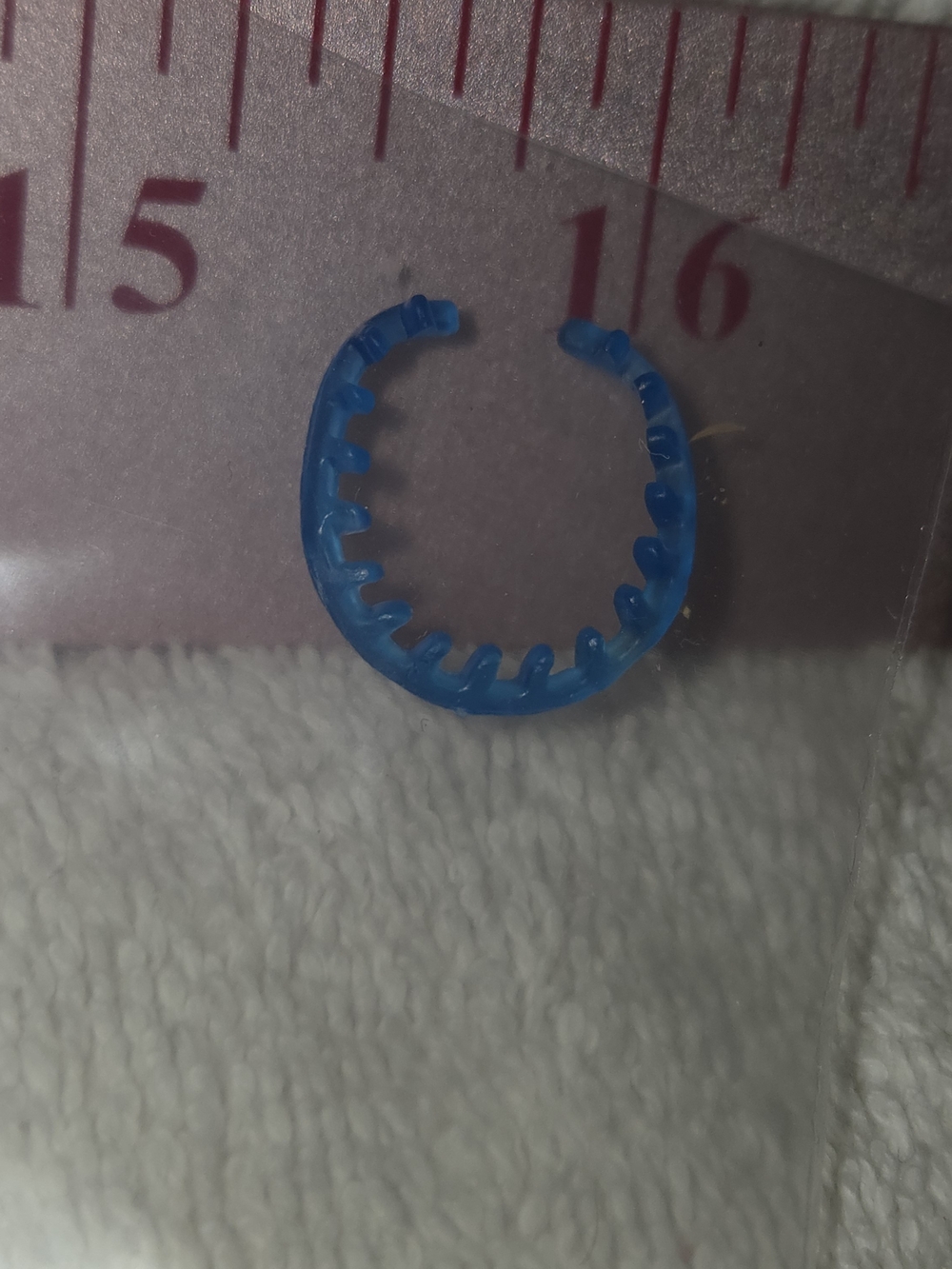 Mattel Monster High Lagoona Blue Mini Toy Necklace Accessory